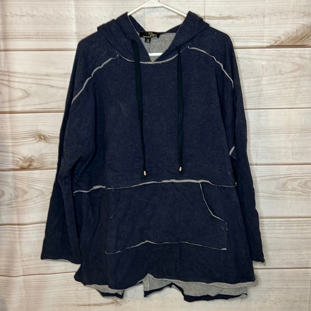 Women’s Suzanne Betro Navy Blue Hoodie - XXL - D16